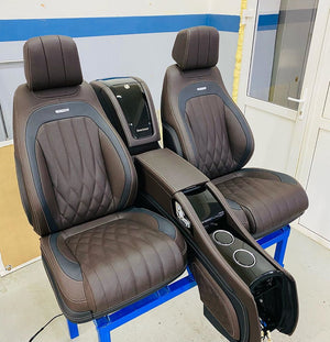 2 rear separate multicontour seats with a central multifunctional panel for Mercedes-Benz W463A W464