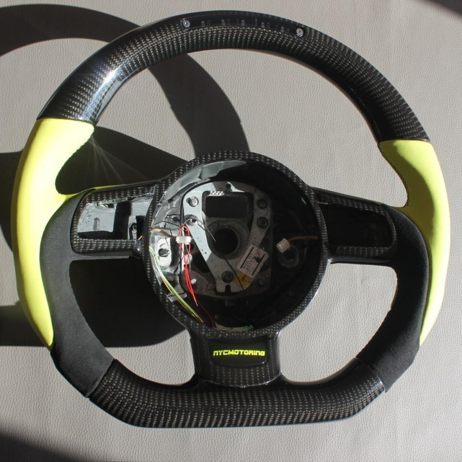 Audi R8 Steering Wheel Carbon Leather Alcantara