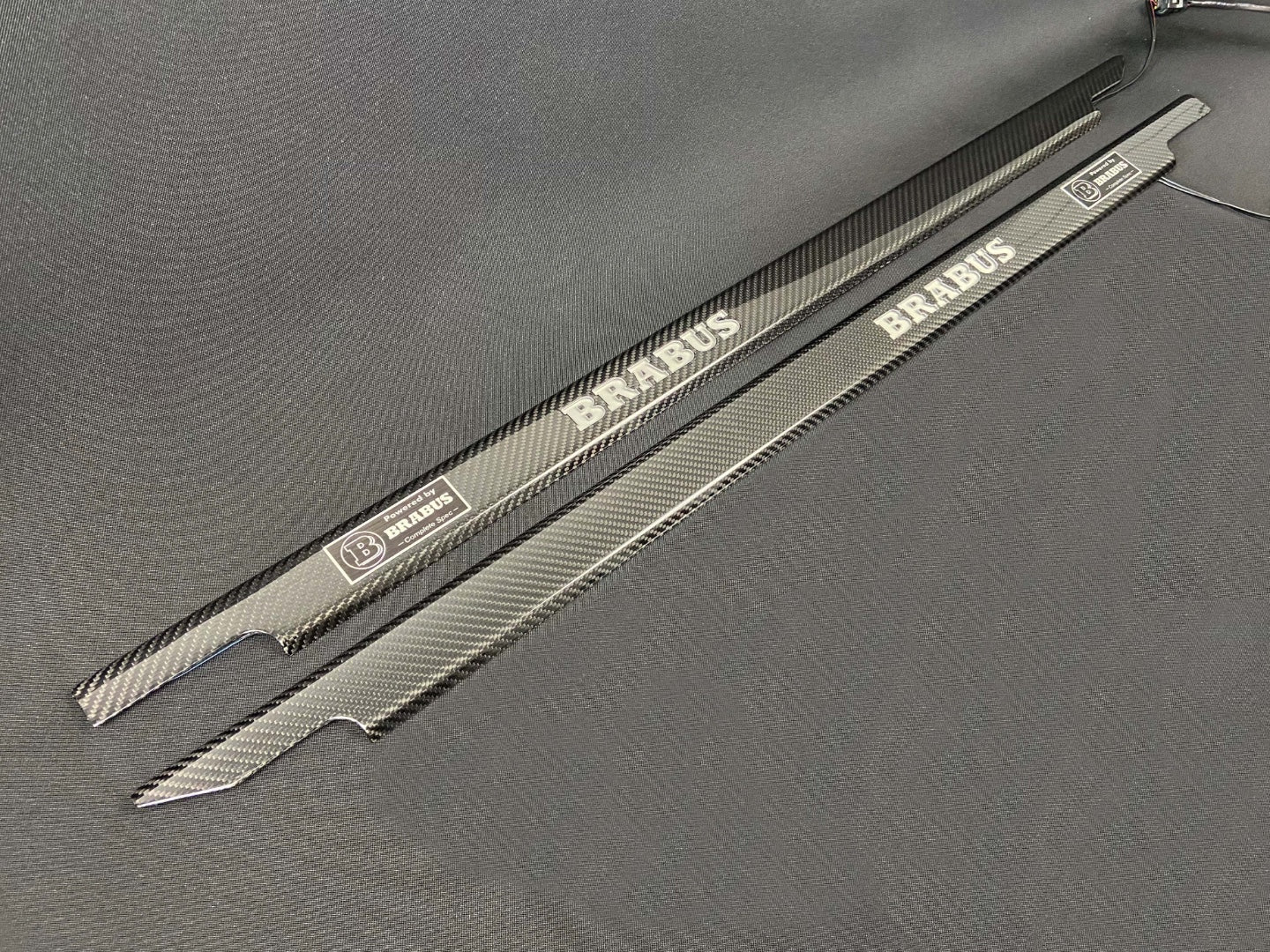 Carbonfaser-LED-beleuchtete Brabus-Einstiegsleisten, 2 Stück, für Mercedes-Benz G W463 3-türige G-Klasse