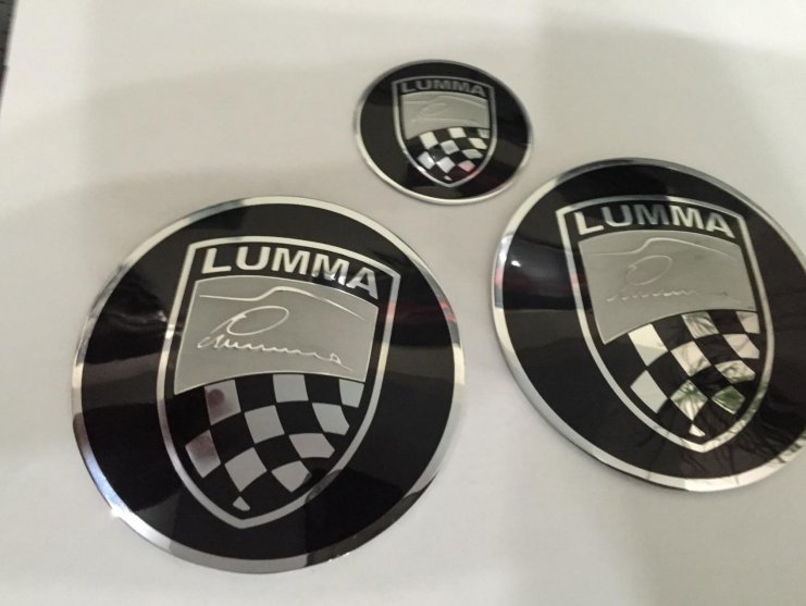 Lumma BMW logo badge