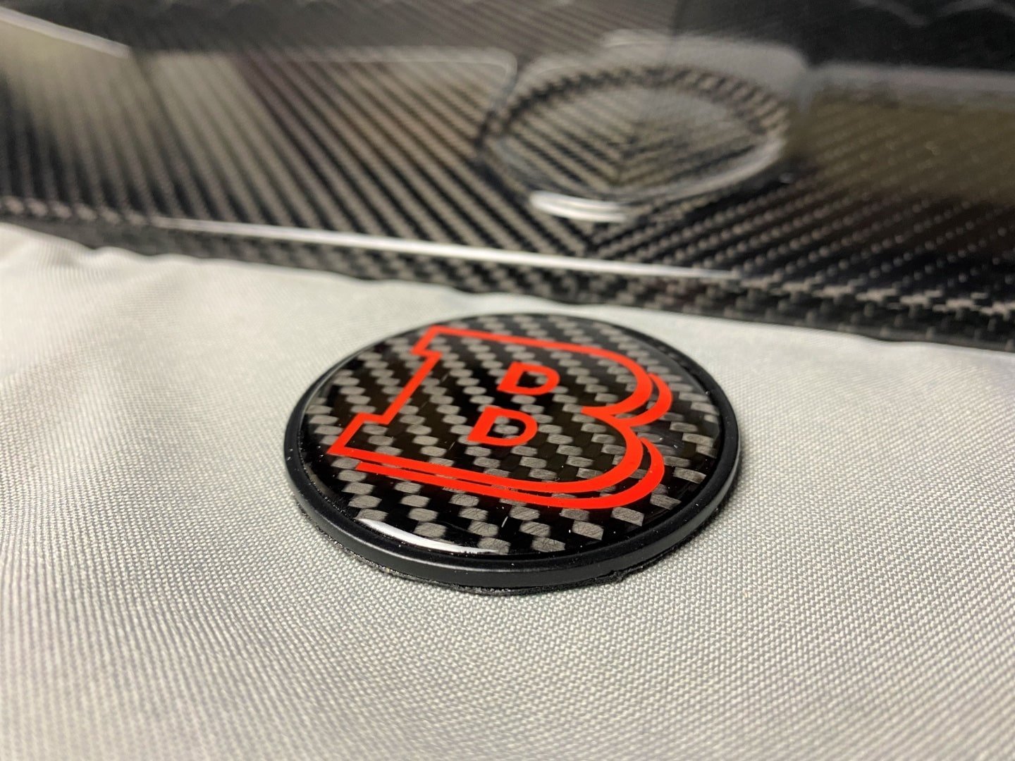 Red Brabus badge logo emblem 55mm metal + carbon for hood Mercedes-Benz G-Wagon W463 W463A